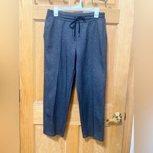 A New Day Comfy Cropped Pants - size medium